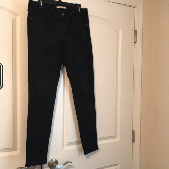 Black Levi 711 Skinny Jeans. Size 31 - Picture 1 of 4